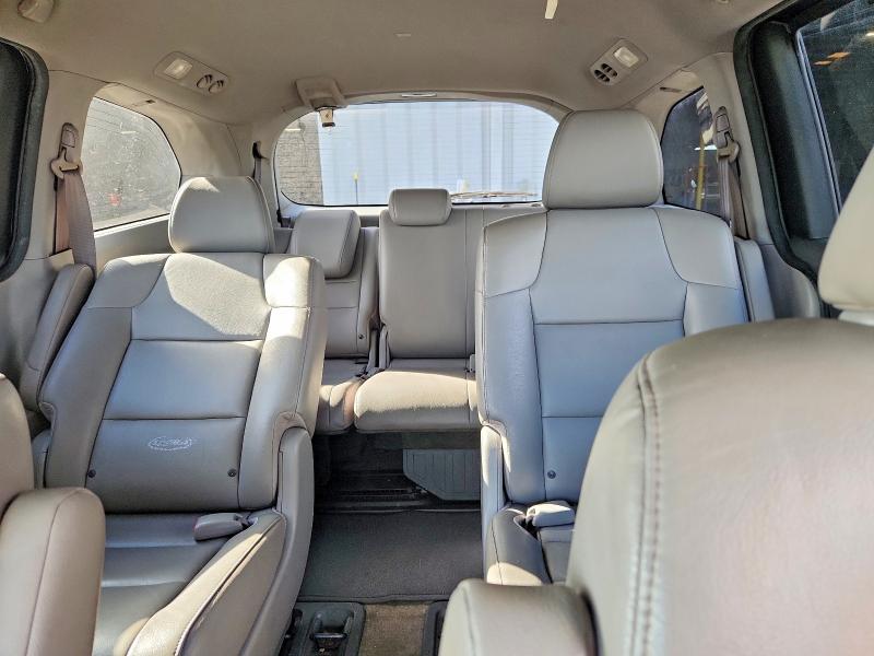 68386826 :رقم المزاد ، 5FNRL5H69EB107397 vin ، 2014 Honda Odyssey مزاد بيع