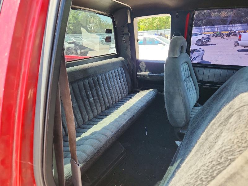 67830666 :رقم المزاد ، 2GCEC19K7R1260341 vin ، 1994 Chevrolet Gmt-400 مزاد بيع