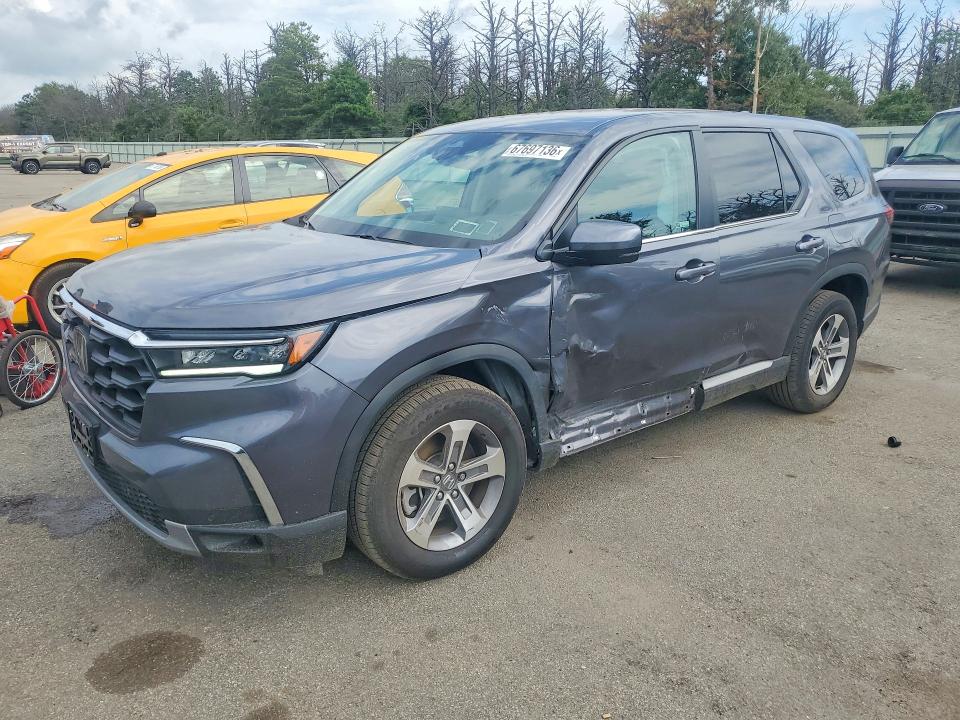 Продаж на аукціоні авто 2025 Honda Pilot, vin: 5FNYG1H47SB158688, номер лоту: 67697136