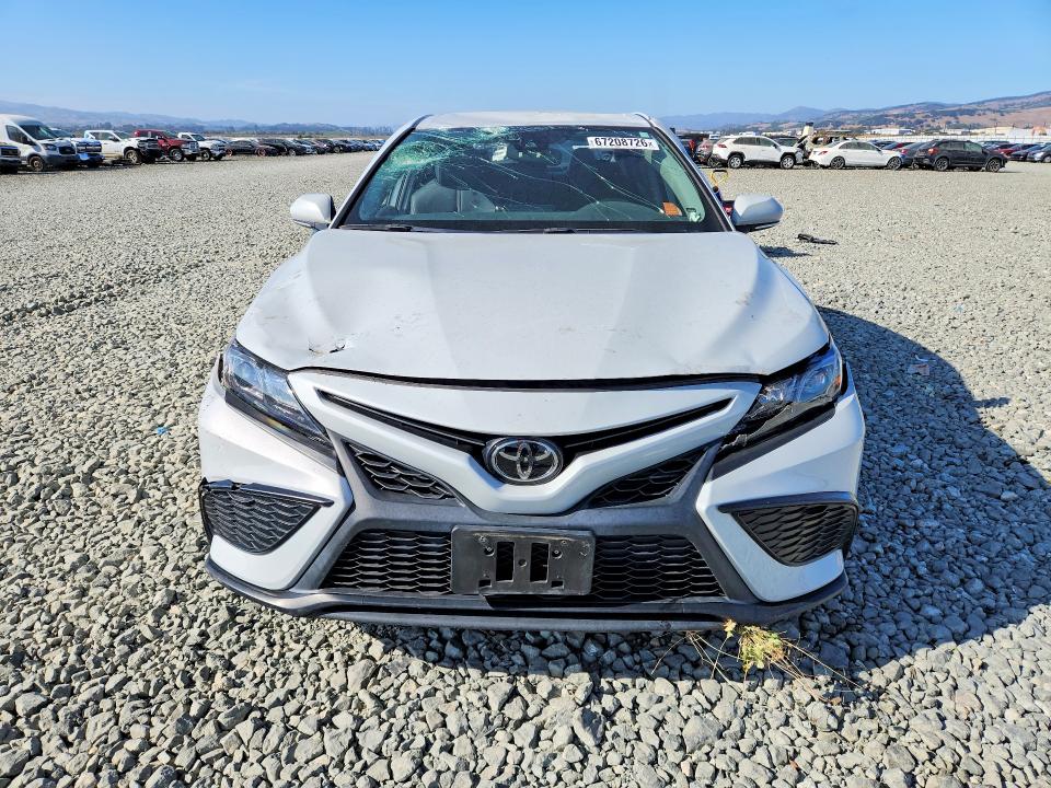 67208726 :رقم المزاد ، 4T1T11AK8PU162487 vin ، 2023 Toyota Camry مزاد بيع