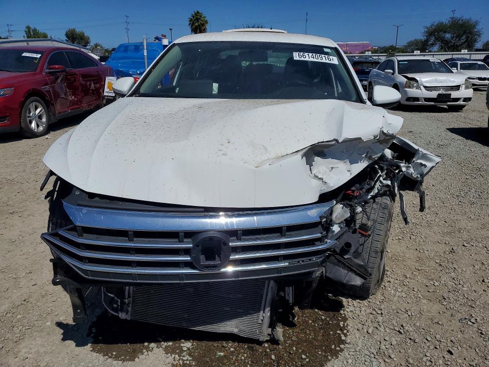 Продажа на аукционе авто 2019 Volkswagen Jetta, vin: 3VWC57BU4KM081119, номер лота: 66140916
