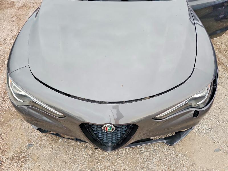 70046916 :رقم المزاد ، ZASPAKBN4N7D47773 vin ، 2022 Alfa Romeo Stelvio مزاد بيع