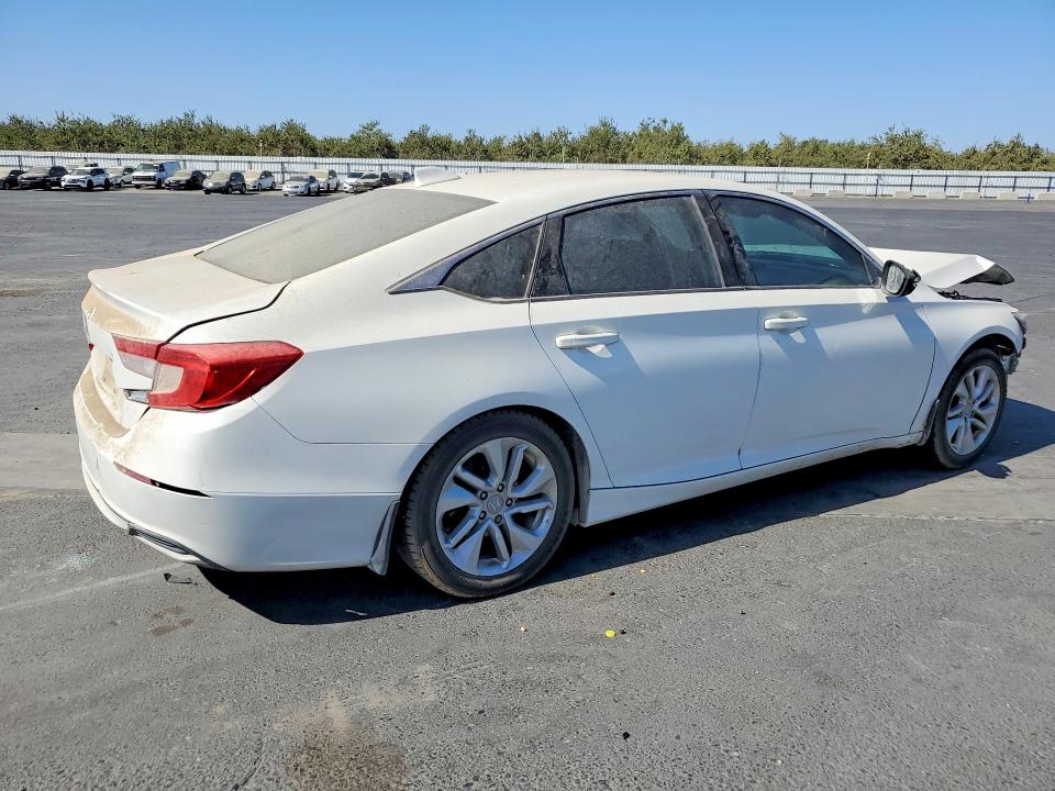 Продажа на аукционе авто 2018 Honda Accord, vin: 1HGCV1F17JA114272, номер лота: 70781666