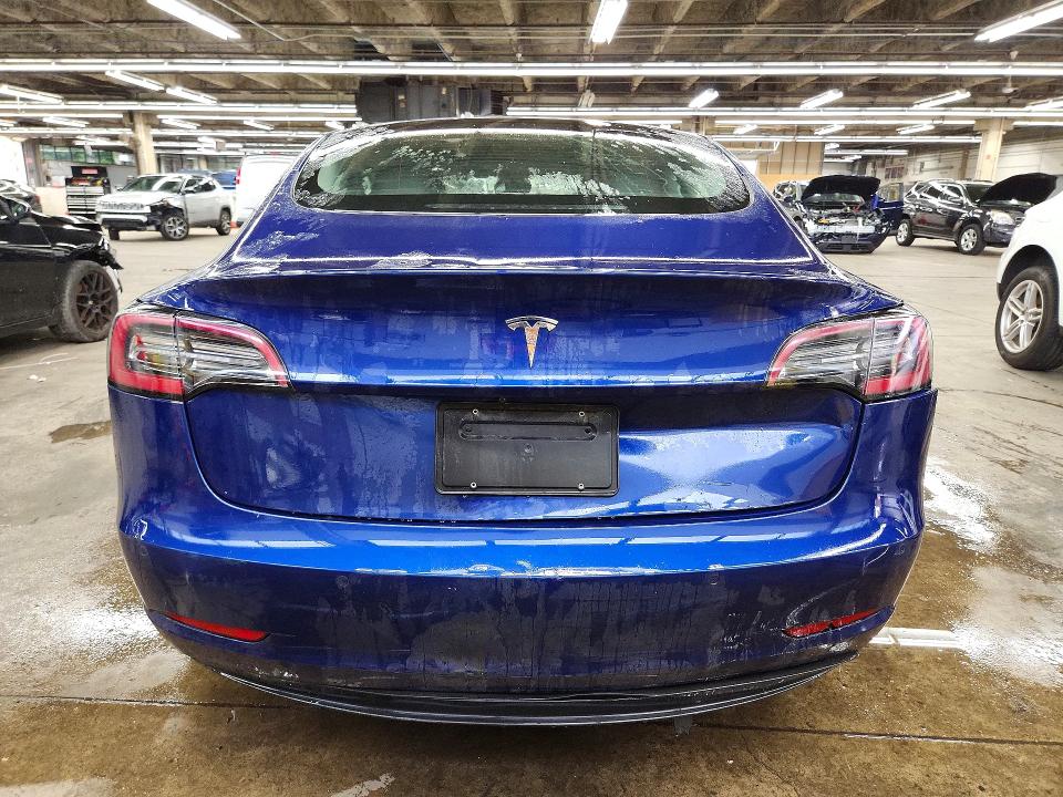 65961626 :رقم المزاد ، 5YJ3E1EA2NF371269 vin ، 2022 Tesla Model 3 مزاد بيع