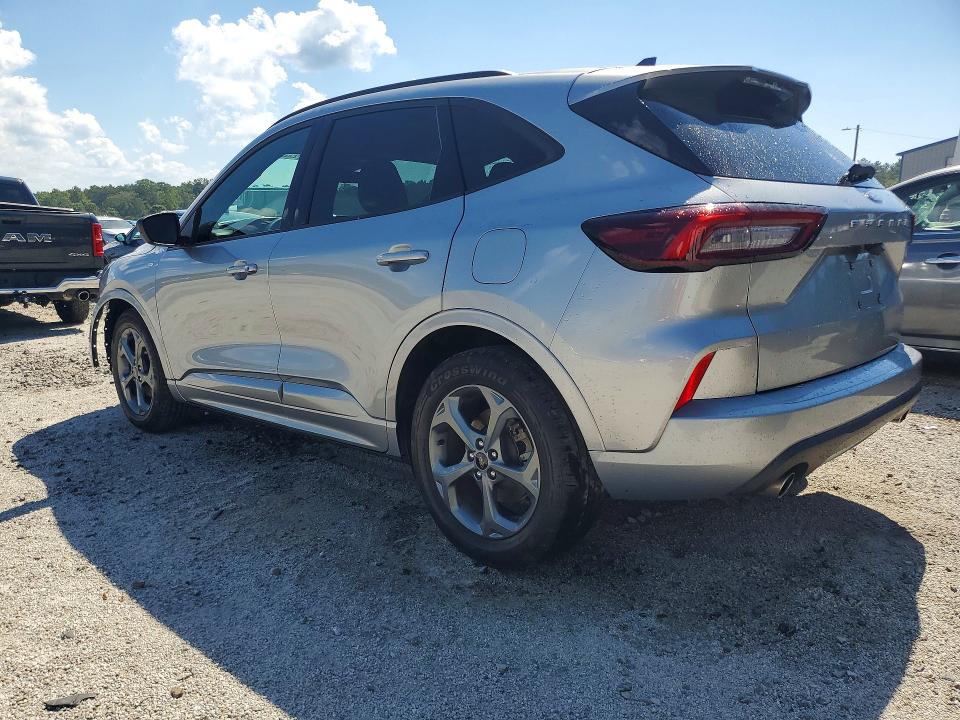 2023 Ford Escape მანქანა იყიდება აუქციონზე, vin: 1FMCU0MNXPUA12582, აუქციონის ნომერი: 70946556