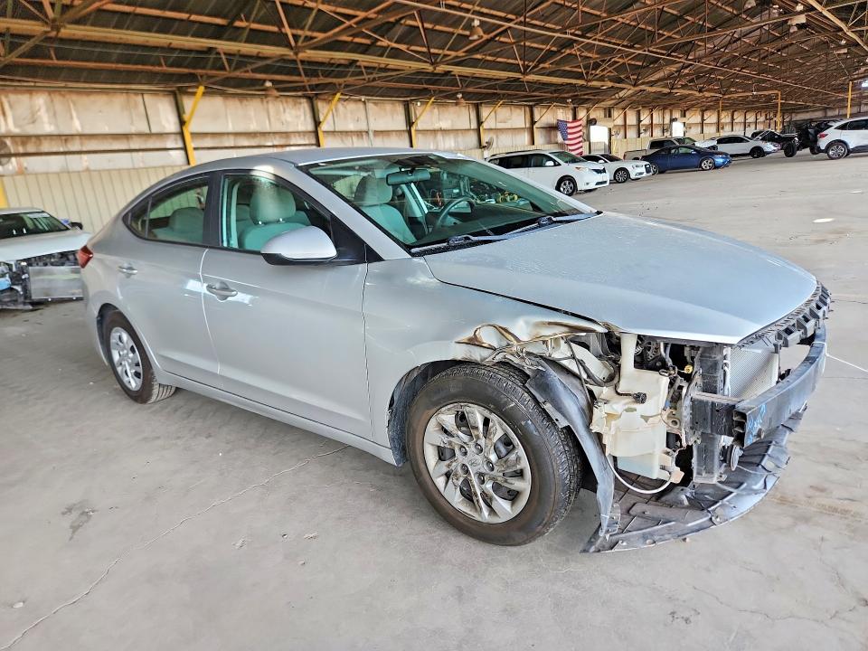2017 Hyundai Elantra მანქანა იყიდება აუქციონზე, vin: 5NPD74LF7HH072476, აუქციონის ნომერი: 70163956