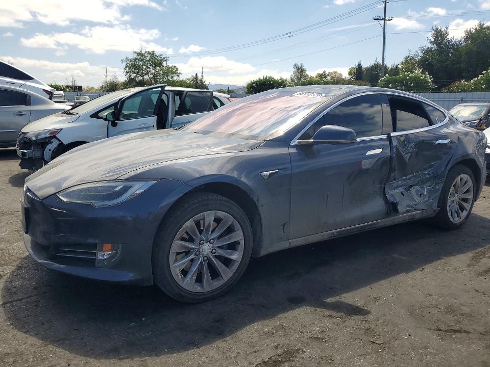 Aukcja sprzedaży 2017 Tesla Model S, vin: 5YJSA1E27HF213742, numer aukcji: 66932126
