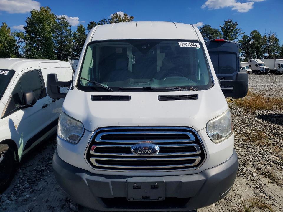 71021046 :رقم المزاد ، 1FTYE2CM7HKB32414 vin ، 2017 Ford Transit مزاد بيع