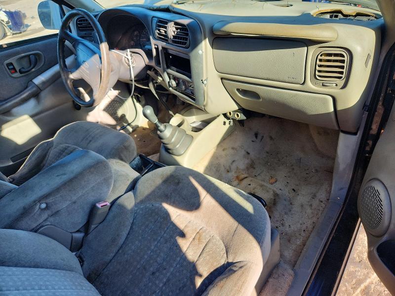 70343276 :رقم المزاد ، 1GCCS1943W8235215 vin ، 1998 Chevrolet S Truck مزاد بيع