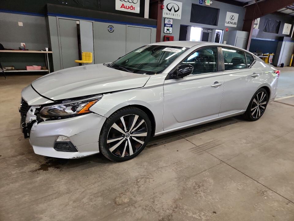 70894076 :رقم المزاد ، 1N4BL4CVXLC175556 vin ، 2020 Nissan Altima مزاد بيع