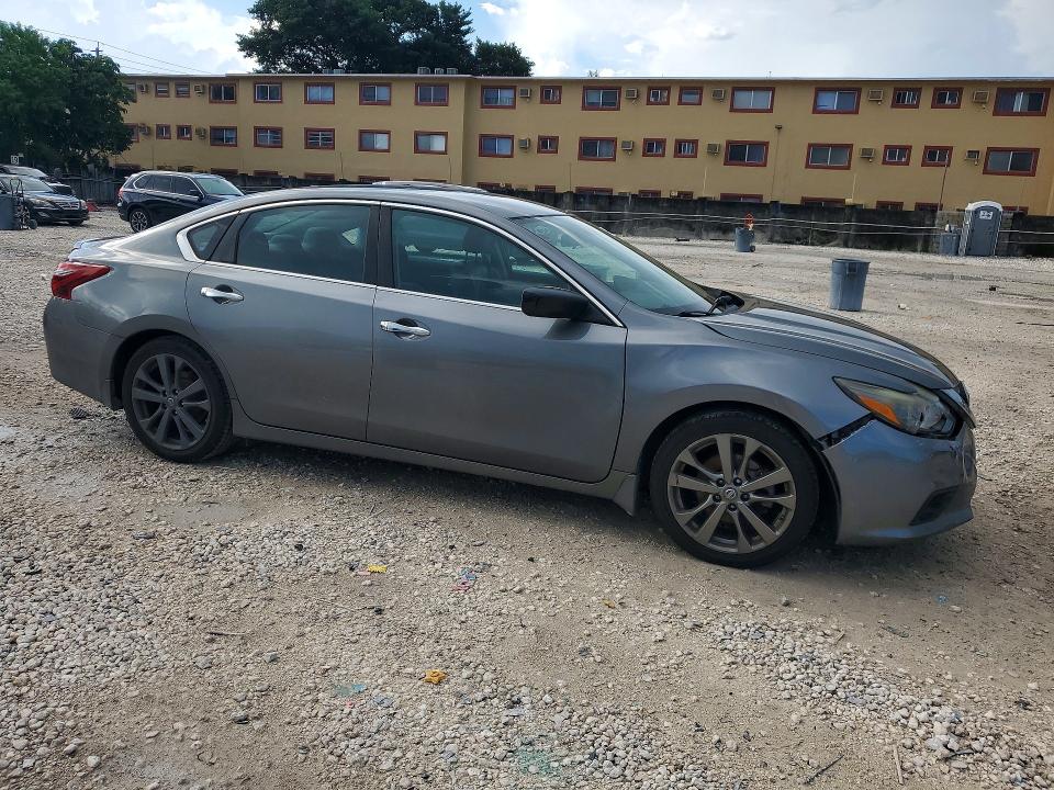 2018 Nissan Altima მანქანა იყიდება აუქციონზე, vin: 1N4AL3AP1JC135082, აუქციონის ნომერი: 67635846