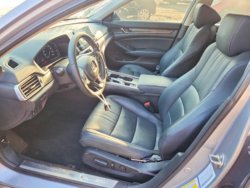 Продажа на аукционе авто 2018 Honda Accord, vin: 1HGCV1F67JA113828, номер лота: 68434276