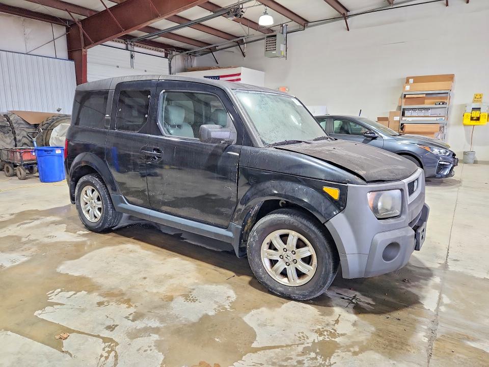 70156736 :رقم المزاد ، 5J6YH18717L003334 vin ، 2007 Honda Element مزاد بيع