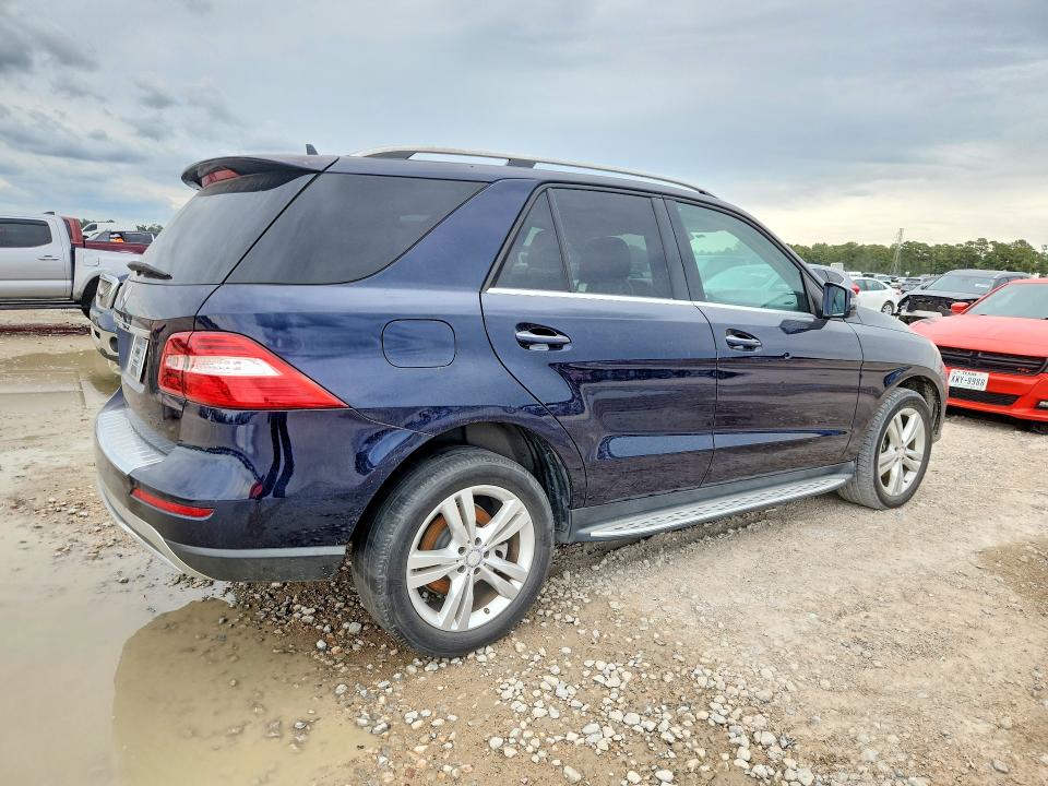 2014 Mercedes-benz Ml მანქანა იყიდება აუქციონზე, vin: 4JGDA5JB2EA324236, აუქციონის ნომერი: 67114156