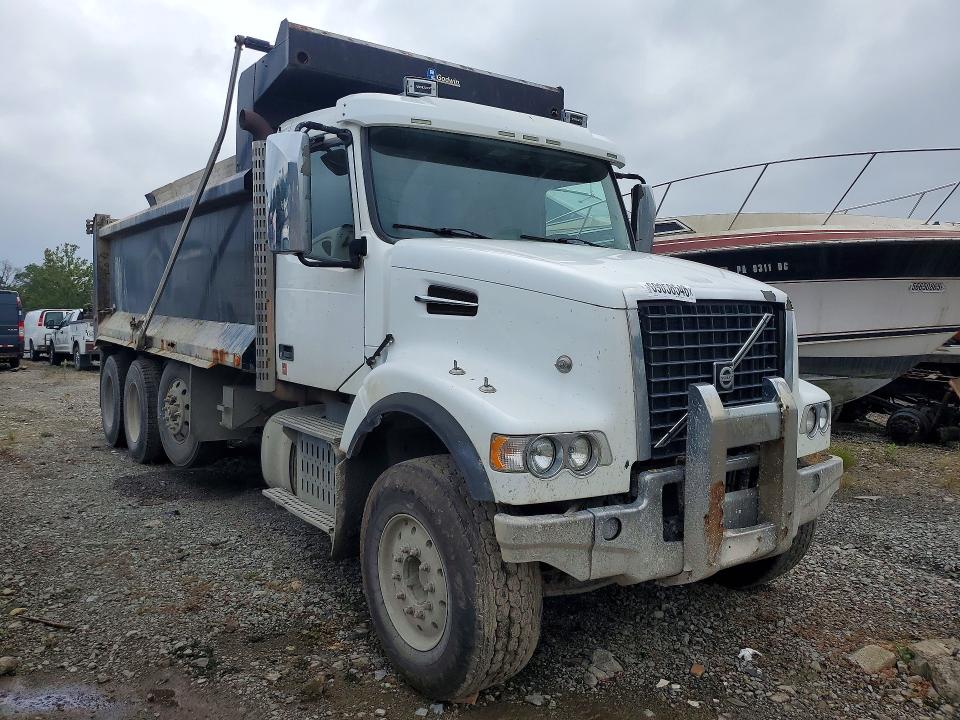 Aukcja sprzedaży 2016 Volvo Vhd, vin: 4V5K99EH7GN923008, numer aukcji: 69058546
