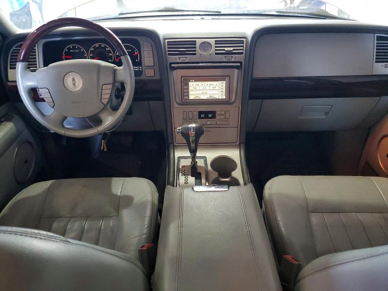 69073526 :رقم المزاد ، 5LMFU27526LJ08048 vin ، 2006 Lincoln Navigator مزاد بيع
