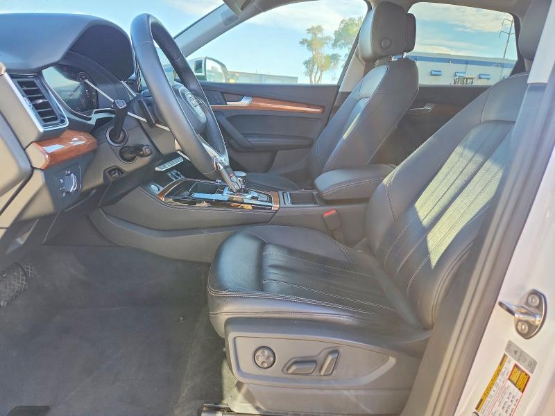 67985606 :رقم المزاد ، WA1EAAFY2N2028281 vin ، 2022 Audi Q5 مزاد بيع