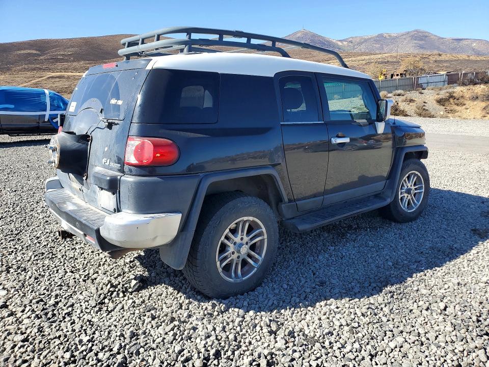 2007 Toyota Fj Cruiser მანქანა იყიდება აუქციონზე, vin: JTEBU11F270039247, აუქციონის ნომერი: 68839086