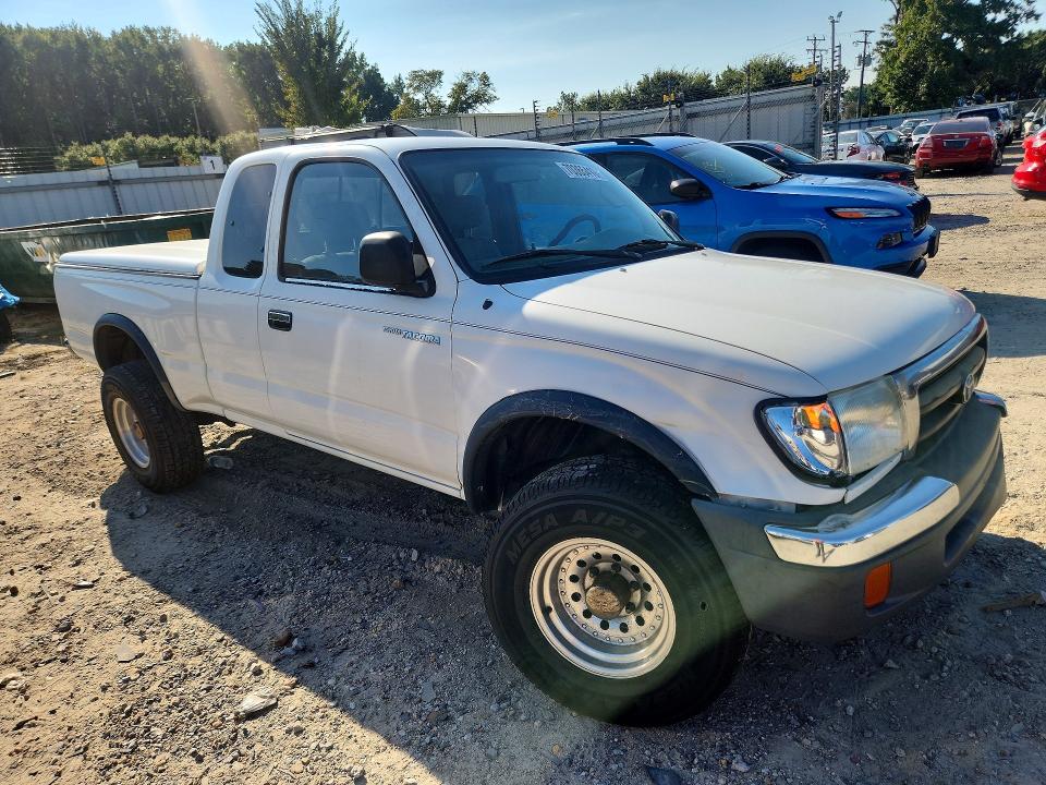 2000 Toyota Tacoma მანქანა იყიდება აუქციონზე, vin: 4TASN92N1YZ665726, აუქციონის ნომერი: 70365416