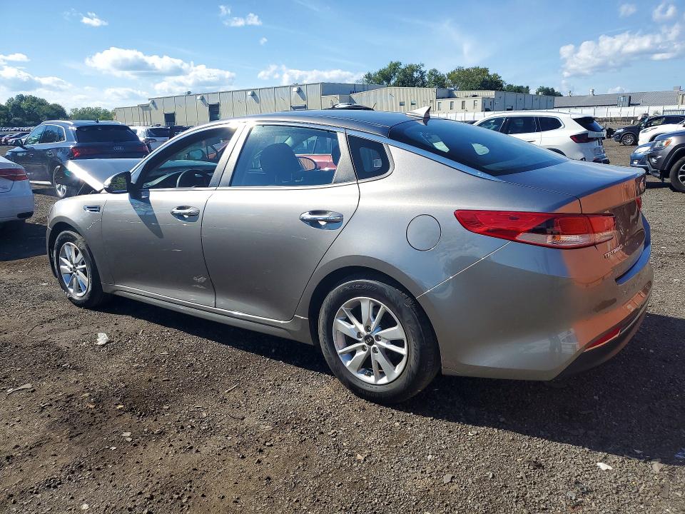 67999226 :رقم المزاد ، 5XXGT4L31HG137137 vin ، 2017 Kia Optima مزاد بيع