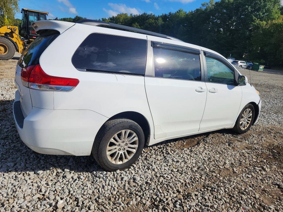 Продаж на аукціоні авто 2011 Toyota Sienna, vin: 5TDYK3DC0BS001815, номер лоту: 69295536