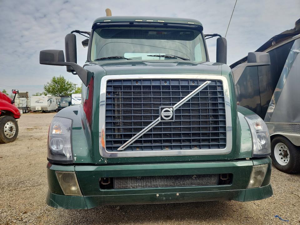 Aukcja sprzedaży 2013 Volvo Vnl, vin: 4V4NC9EG0DN137394, numer aukcji: 67703646