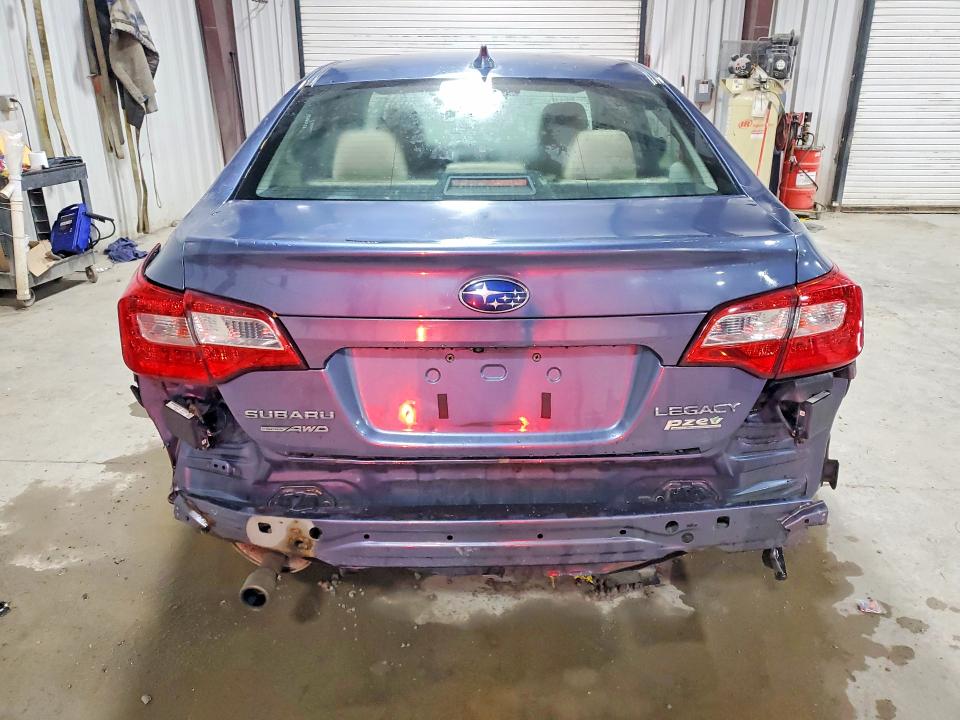 68933206 :رقم المزاد ، 4S3BNAH69H3004082 vin ، 2017 Subaru Legacy مزاد بيع