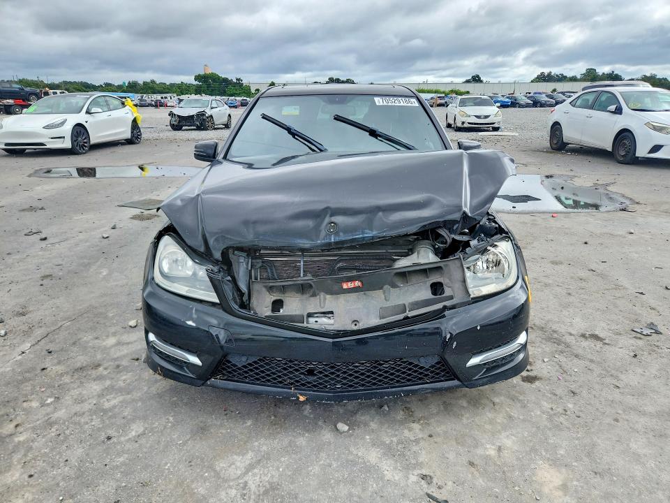 70529186 :رقم المزاد ، WDDGF4HB3DR289148 vin ، 2013 Mercedes-benz C مزاد بيع
