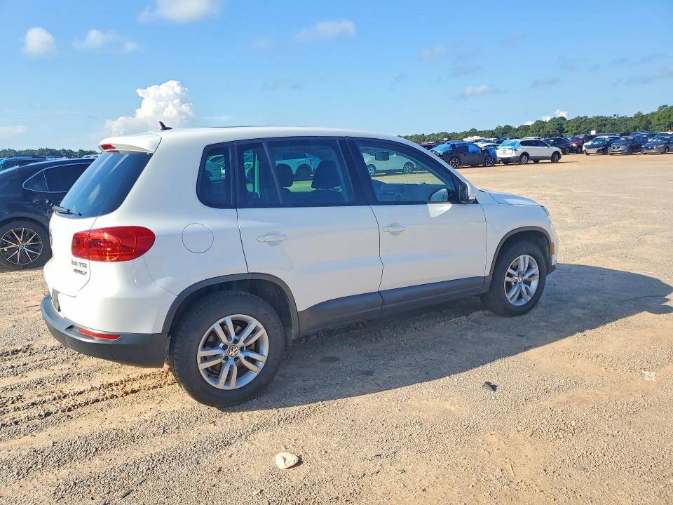 67887986 :رقم المزاد ، WVGAV3AXXDW566460 vin ، 2013 Volkswagen Tiguan مزاد بيع