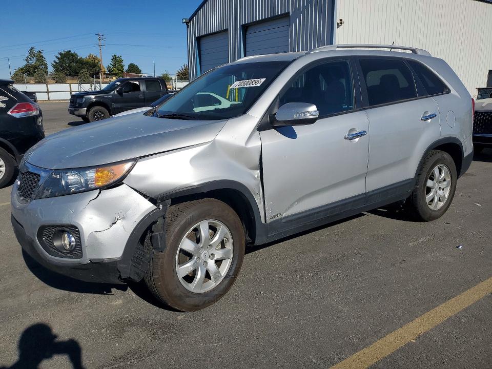 Продажа на аукционе авто 2011 Kia Sorento, vin: 5XYKTDA12BG178469, номер лота: 70500856