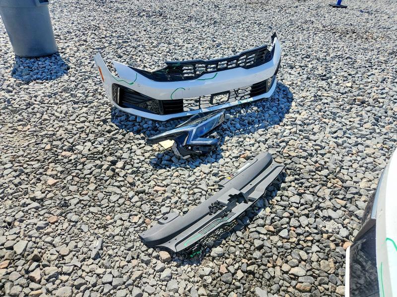 2026 Kia K5 მანქანა იყიდება აუქციონზე, vin: KNAG24J73T5449057, აუქციონის ნომერი: 70644486