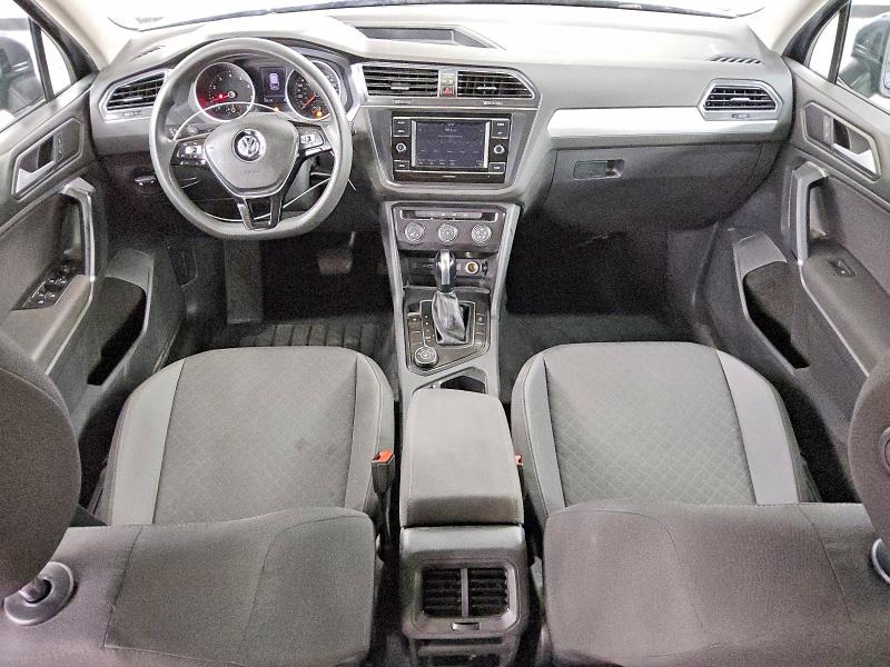 68640586 :رقم المزاد ، 3VV0B7AX1LM148837 vin ، 2020 Volkswagen Tiguan مزاد بيع