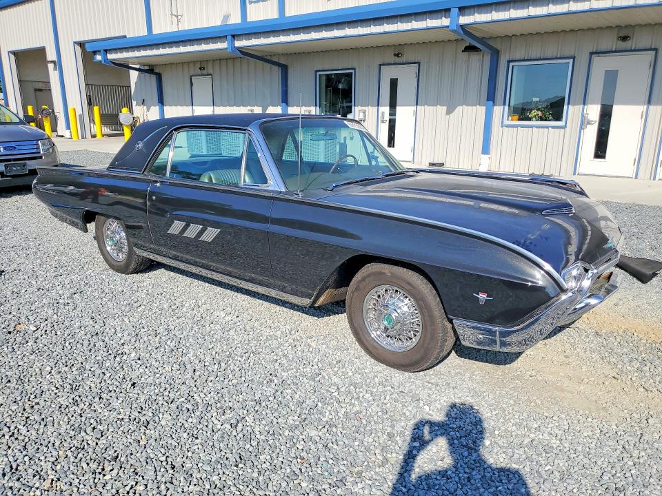 69155526 :رقم المزاد ، 3Y87Z111472 vin ، 1963 Ford Thunderbird مزاد بيع