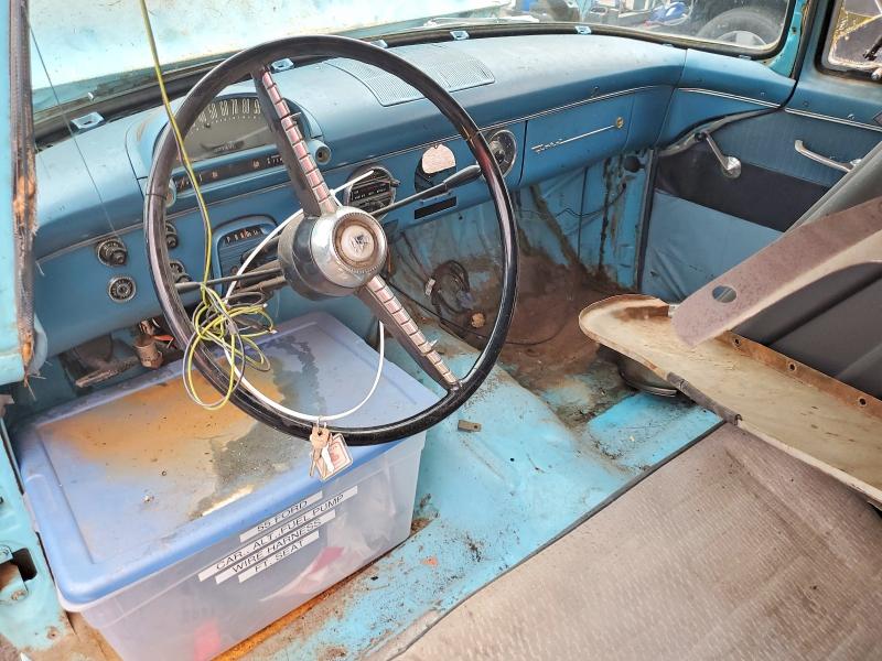 1955 Ford Custom Deluxe მანქანა იყიდება აუქციონზე, vin: A5LG132856, აუქციონის ნომერი: 70321316