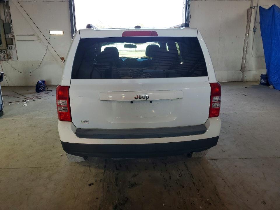 67706686 :رقم المزاد ، 1C4NJPBA3HD141019 vin ، 2017 Jeep Patriot مزاد بيع