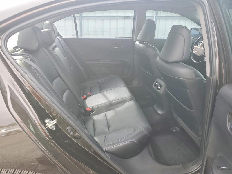 70365036 :رقم المزاد ، 1HGCR3F93HA019353 vin ، 2017 Honda Accord مزاد بيع