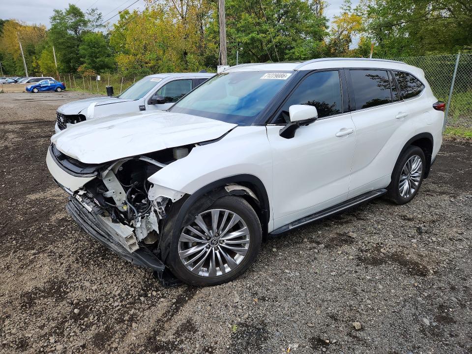 Продаж на аукціоні авто 2024 Toyota Highlander, vin: 5TDKDRBH7RS542128, номер лоту: 71229086