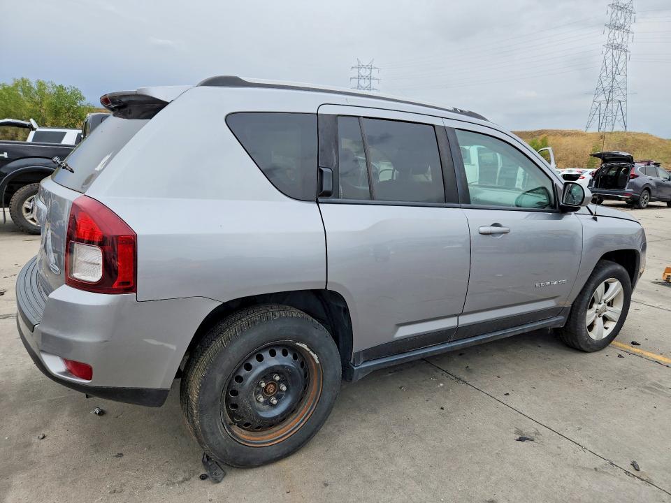 69428306 :رقم المزاد ، 1C4NJDEB8HD196777 vin ، 2017 Jeep Compass مزاد بيع