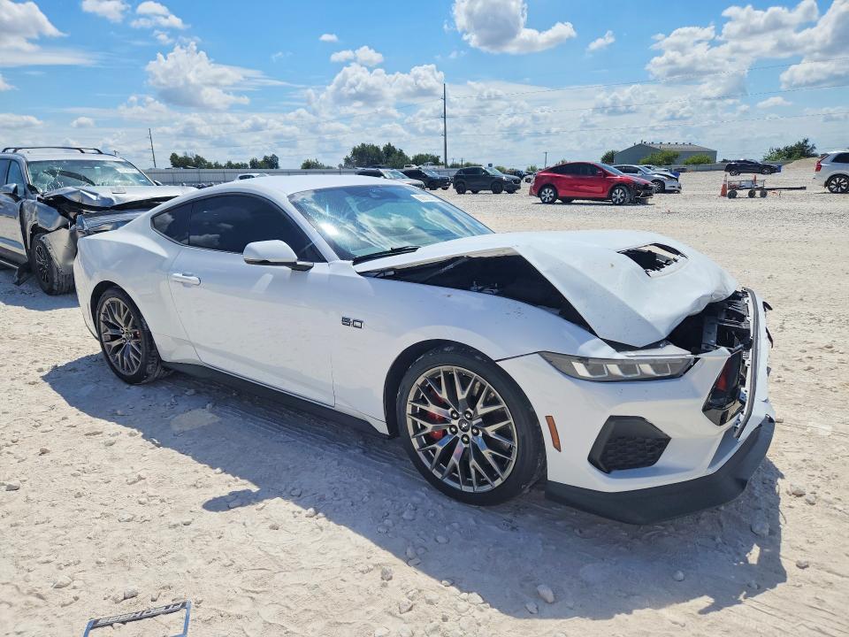 66912606 :رقم المزاد ، 1FA6P8CF1R5402491 vin ، 2024 Ford Mustang مزاد بيع