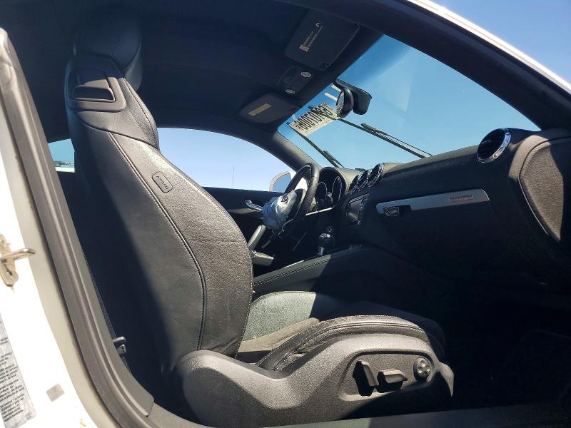 68107006 :رقم المزاد ، TRUBFAFK6B1012615 vin ، 2011 Audi Tt مزاد بيع