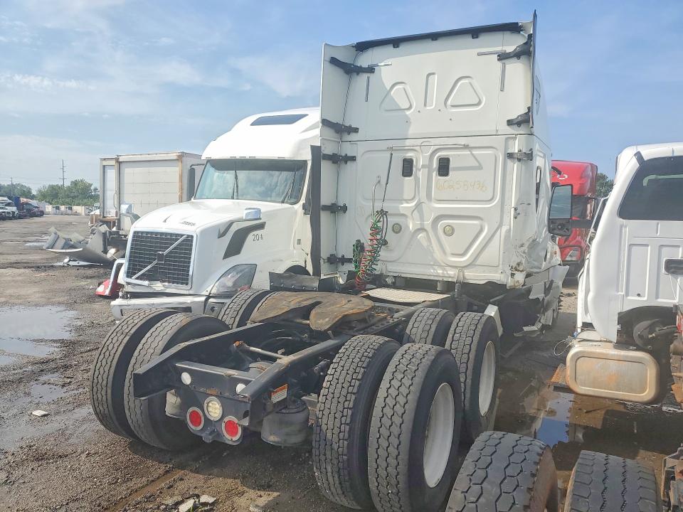 Продаж на аукціоні авто 2016 Freightliner Cascadia 125, vin: 3AKJGLBGXGSHG3174, номер лоту: 60258436