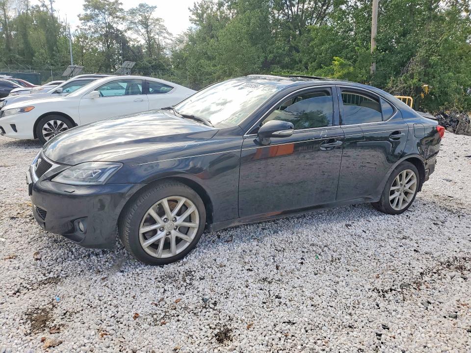 70835356 :رقم المزاد ، JTHCE5C2XB5001136 vin ، 2011 Lexus Is مزاد بيع
