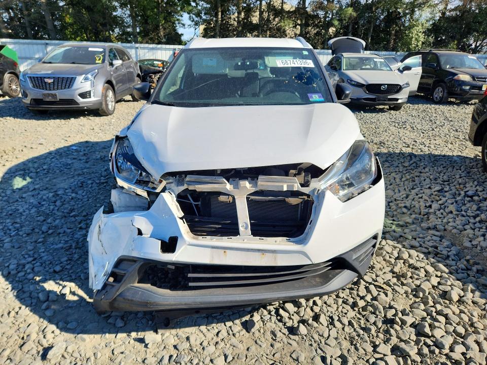 2019 Nissan Kicks მანქანა იყიდება აუქციონზე, vin: 3N1CP5CU0KL506926, აუქციონის ნომერი: 68741396