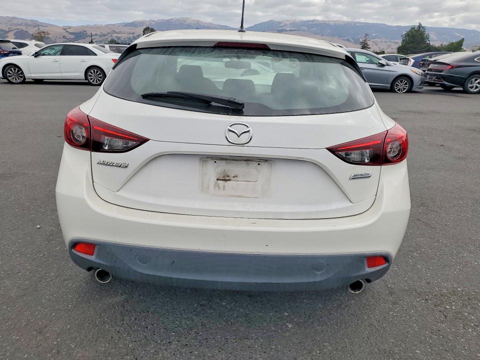 69384126 :رقم المزاد ، 3MZBM1K75FM150167 vin ، 2015 Mazda 3 مزاد بيع