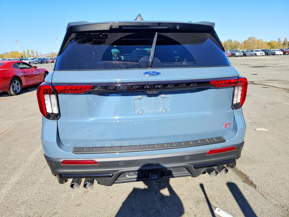 Продажа на аукционе авто 2025 Ford Explorer, vin: 1FMWK8GC0SGC15418, номер лота: 70384516