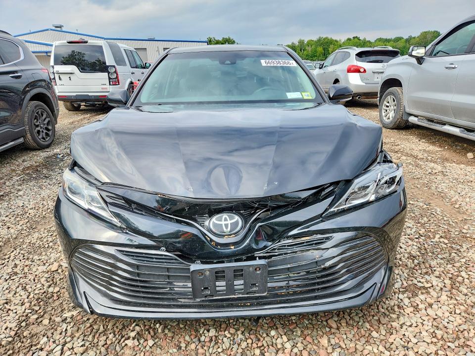 Aukcja sprzedaży 2018 Toyota Camry, vin: 4T1B11HK9JU015944, numer aukcji: 66938366