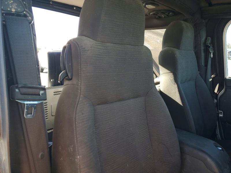Продажа на аукционе авто 2005 Jeep Wrangler Sport 2d Su, vin: 1J4FA49S85P360774, номер лота: 68141586