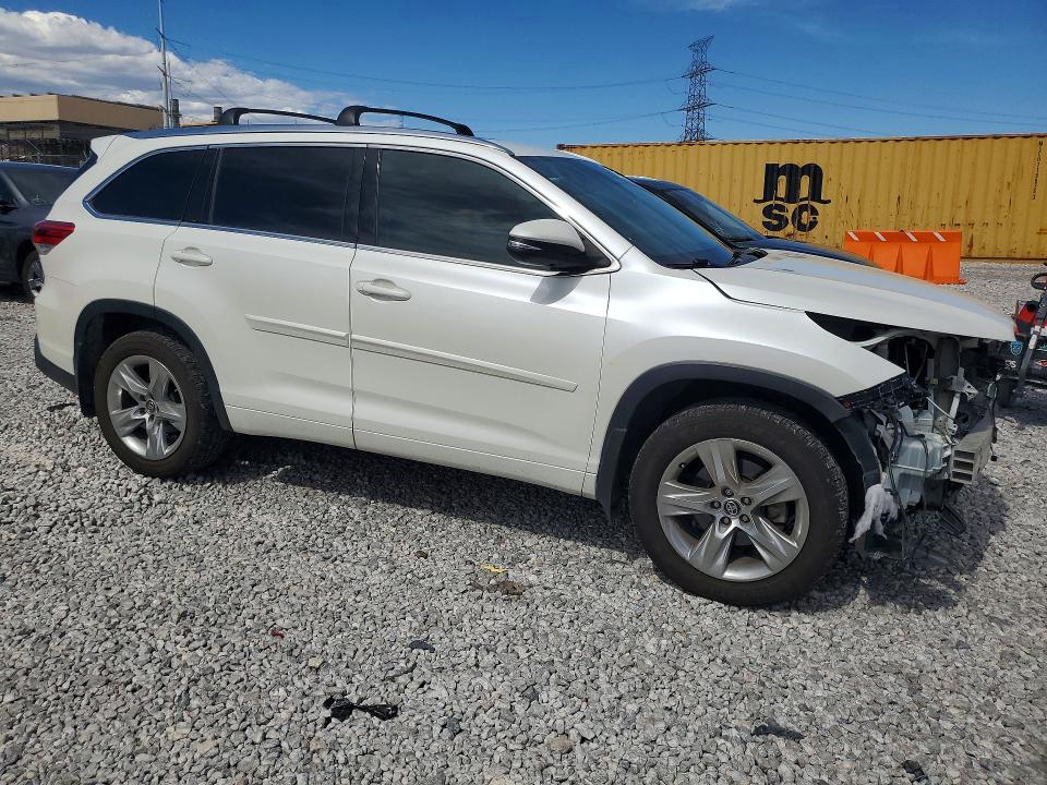 Продажа на аукционе авто 2017 Toyota Highlander, vin: 5TDDZRFH8HS434202, номер лота: 69720446