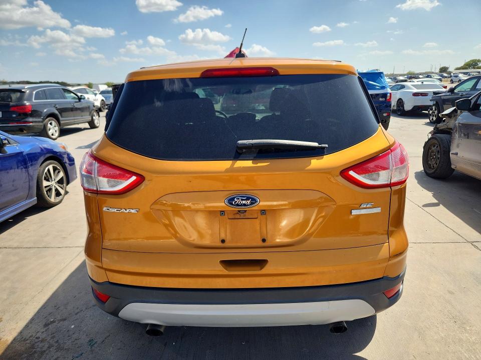 Продажа на аукционе авто 2016 Ford Escape, vin: 1FMCU0GX6GUA97305, номер лота: 68548646