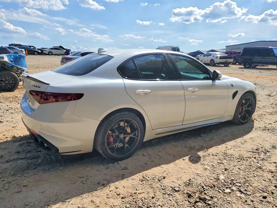 Aukcja sprzedaży 2018 Alfa Romeo Giulia, vin: ZARFAEAV1J7578704, numer aukcji: 68180656